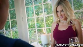 Hot European Babe Solo Masturbation